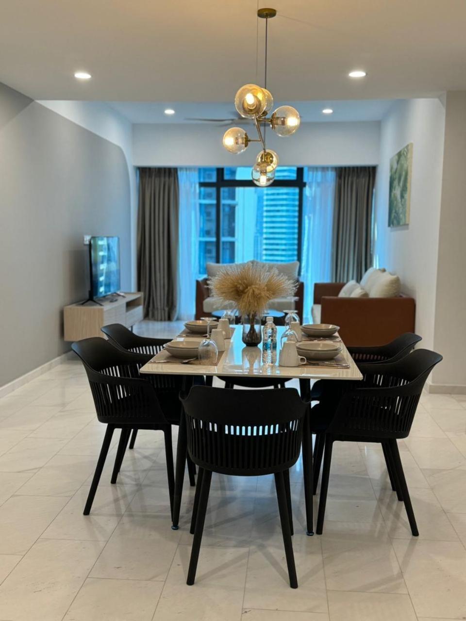 Eaton Residences Klcc By Perkasa Ikon Куала Лумпур Екстериор снимка